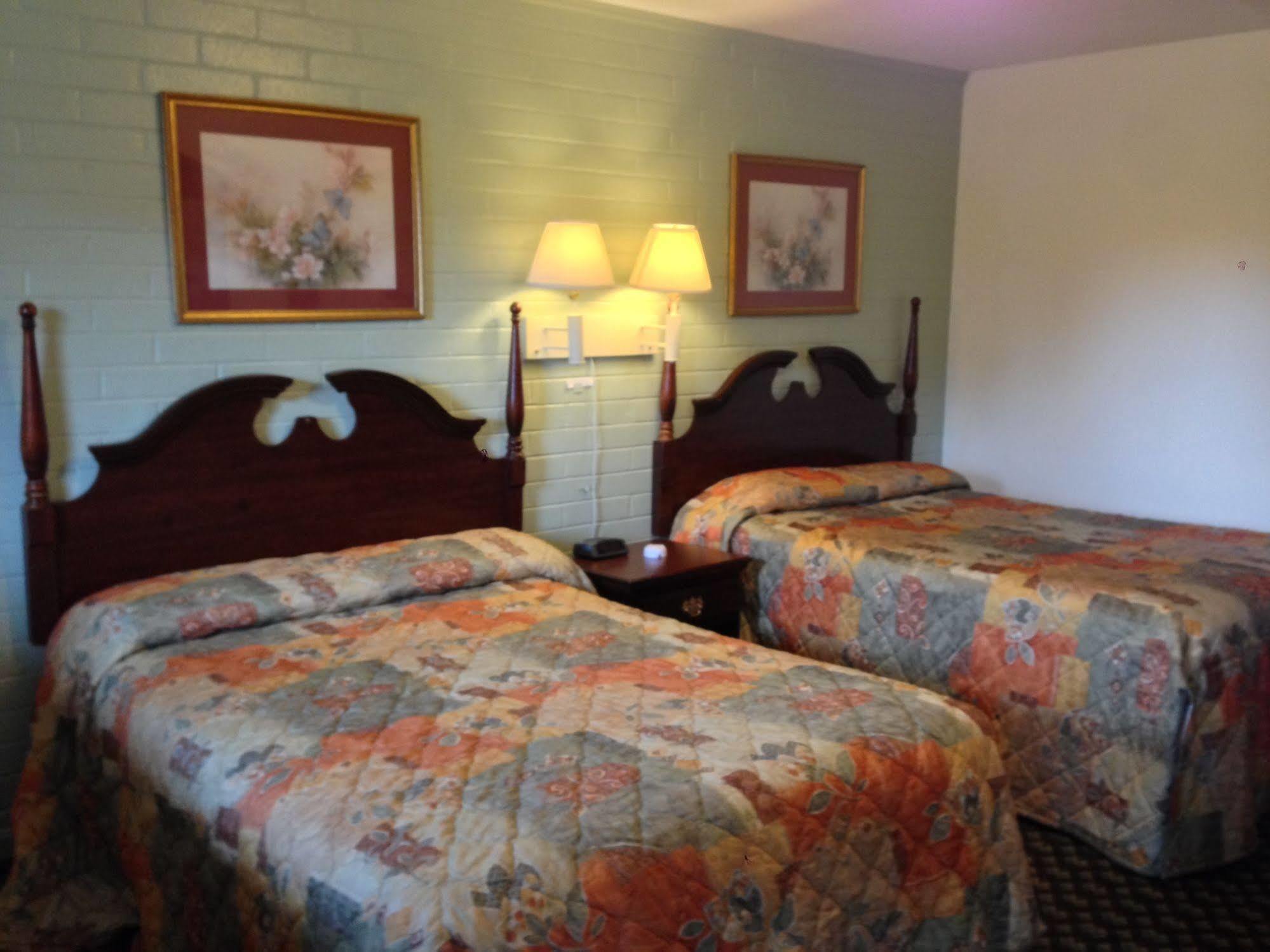 Villa Rosa Motel Painesville Luaran gambar