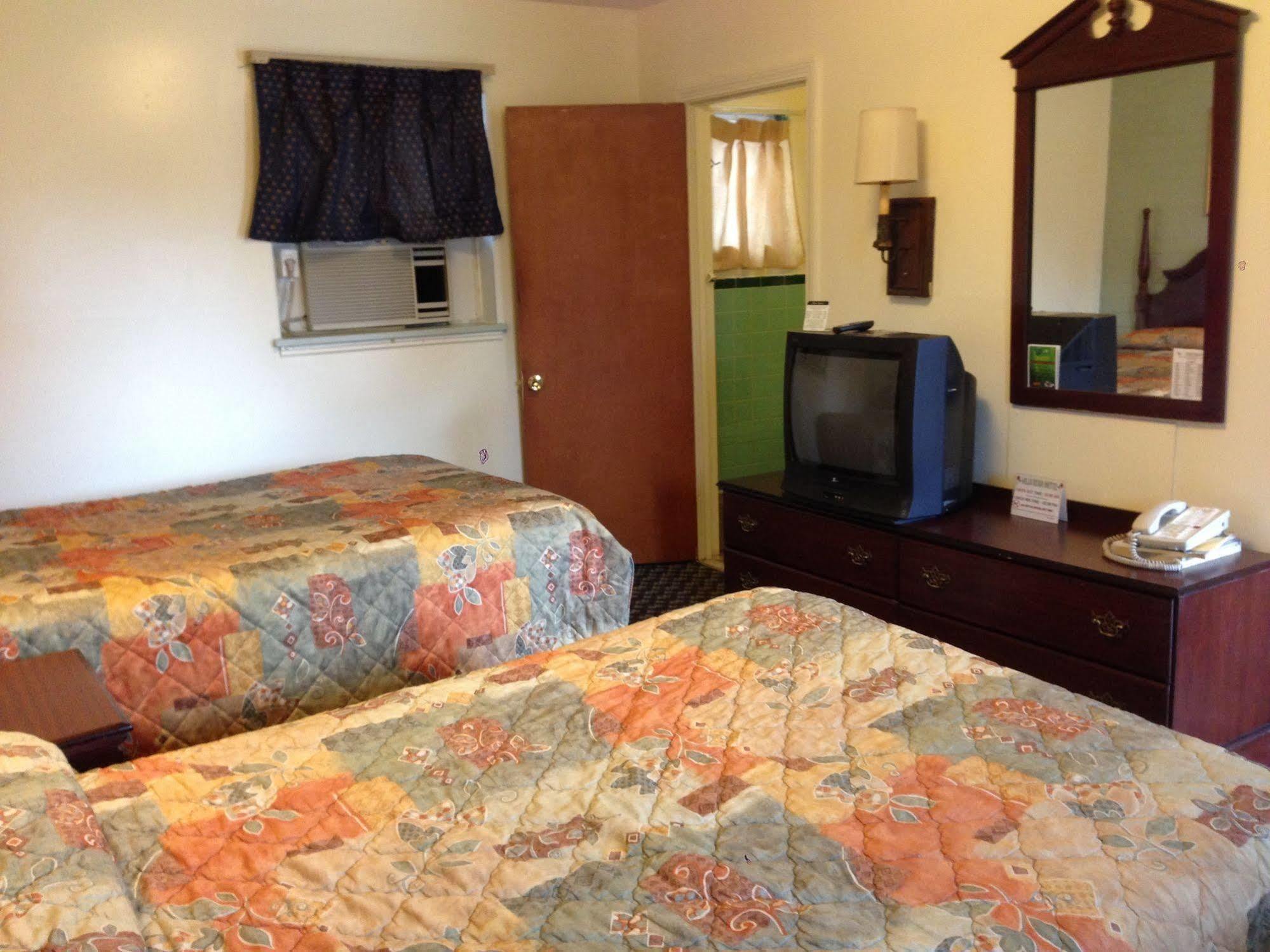 Villa Rosa Motel Painesville Luaran gambar